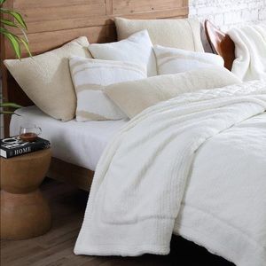 Sunday Citizen Snug Comforter